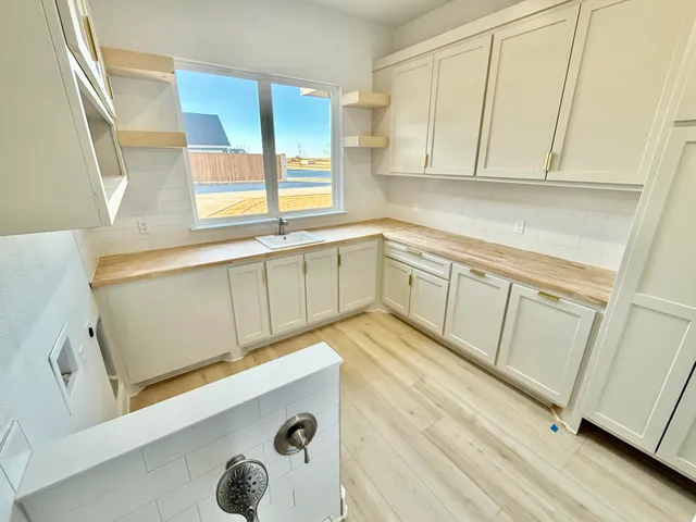 $890,000 | 5825 County Road 7675, Lubbock, TX 79424