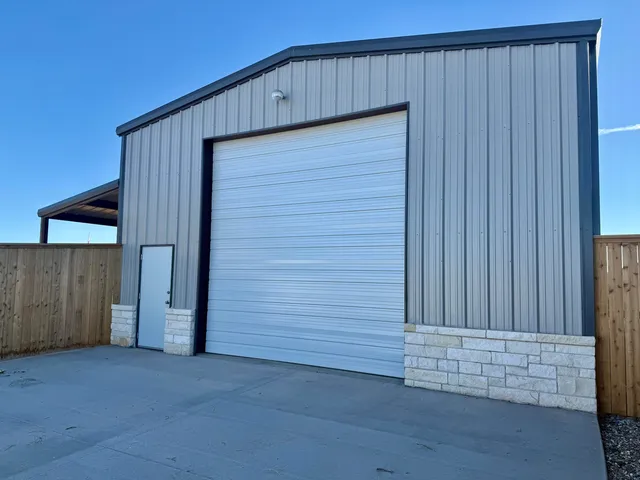 $890,000 | 5825 County Road 7675, Lubbock, TX 79424