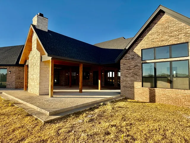$890,000 | 5825 County Road 7675, Lubbock, TX 79424