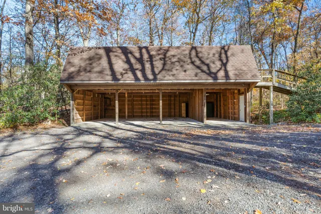 $624,900 | 3211 Pricetown Road, Fleetwood, PA 19522