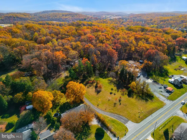 $624,900 | 3211 Pricetown Road, Fleetwood, PA 19522