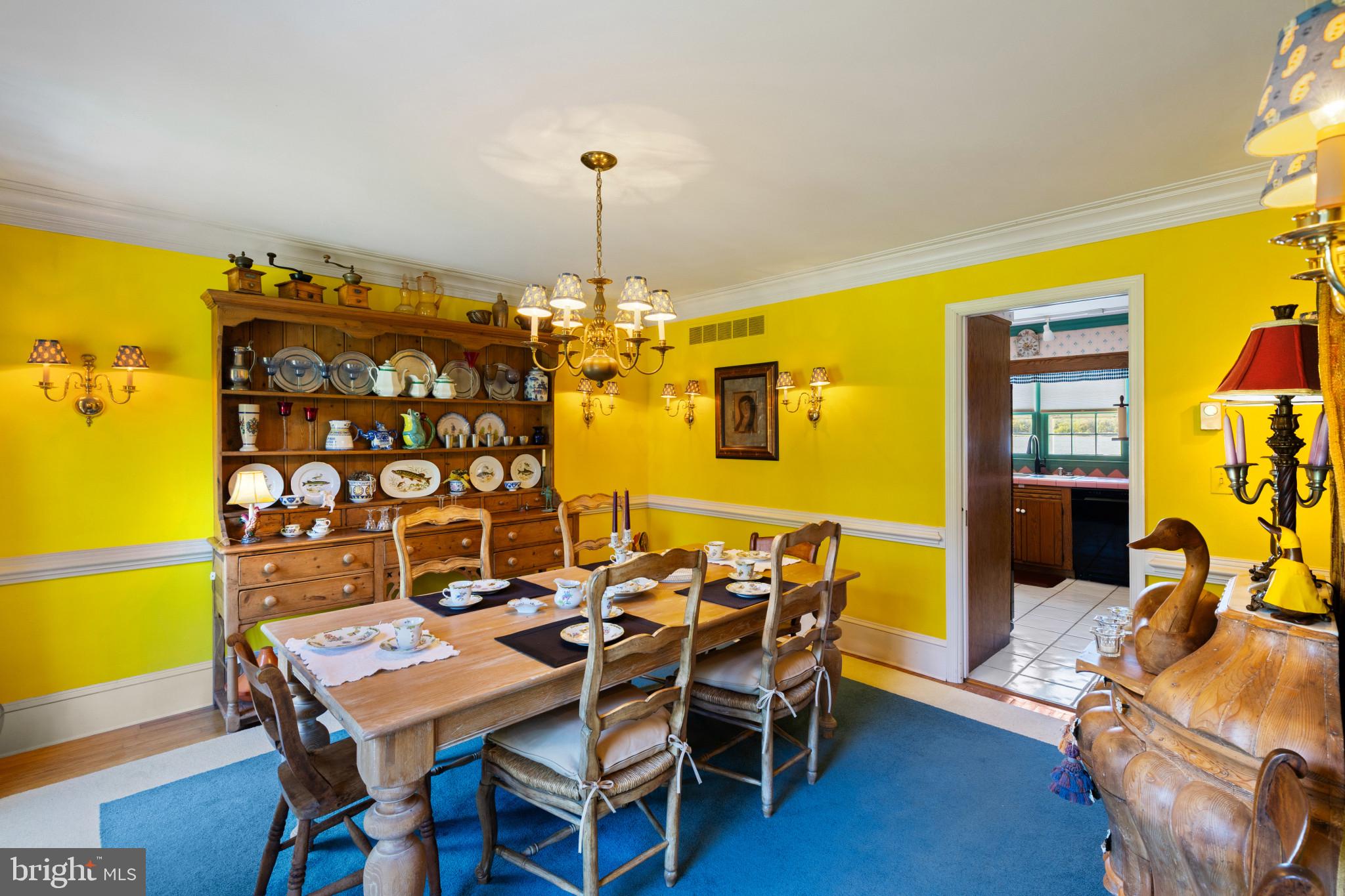 1552 Widows Mite Road Edgewater, MD 21037 - Photo 5 of 51 Dining room with fabulous moldings