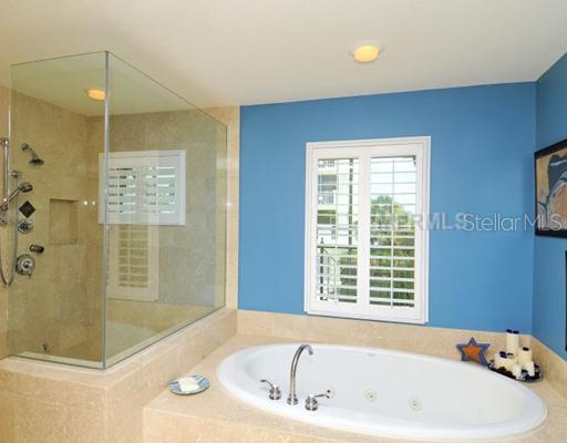 1308 Old Stickney Point Road, Unit W21 Sarasota, FL 34242 - Photo 9 of 9 Exterior Front