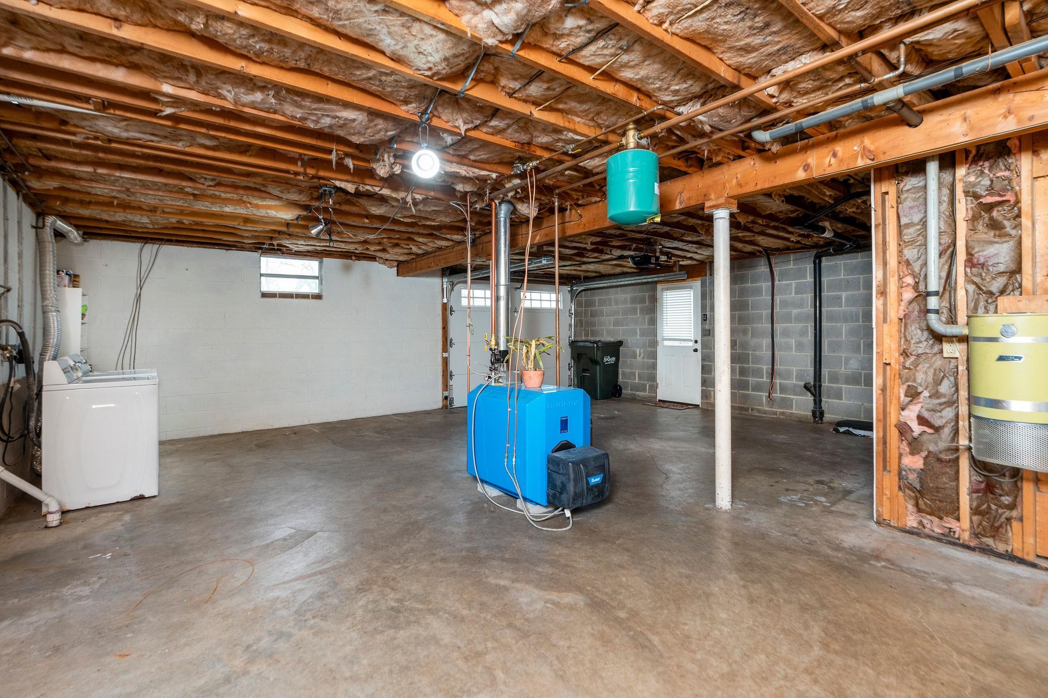 1222 Pinehurst Road Staunton, VA 24401 - Photo 38 of 52 a view of a storage room