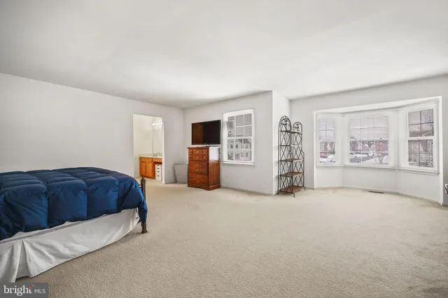 $739,000 | 26 Sawgrass Drive, Westampton, NJ 08060