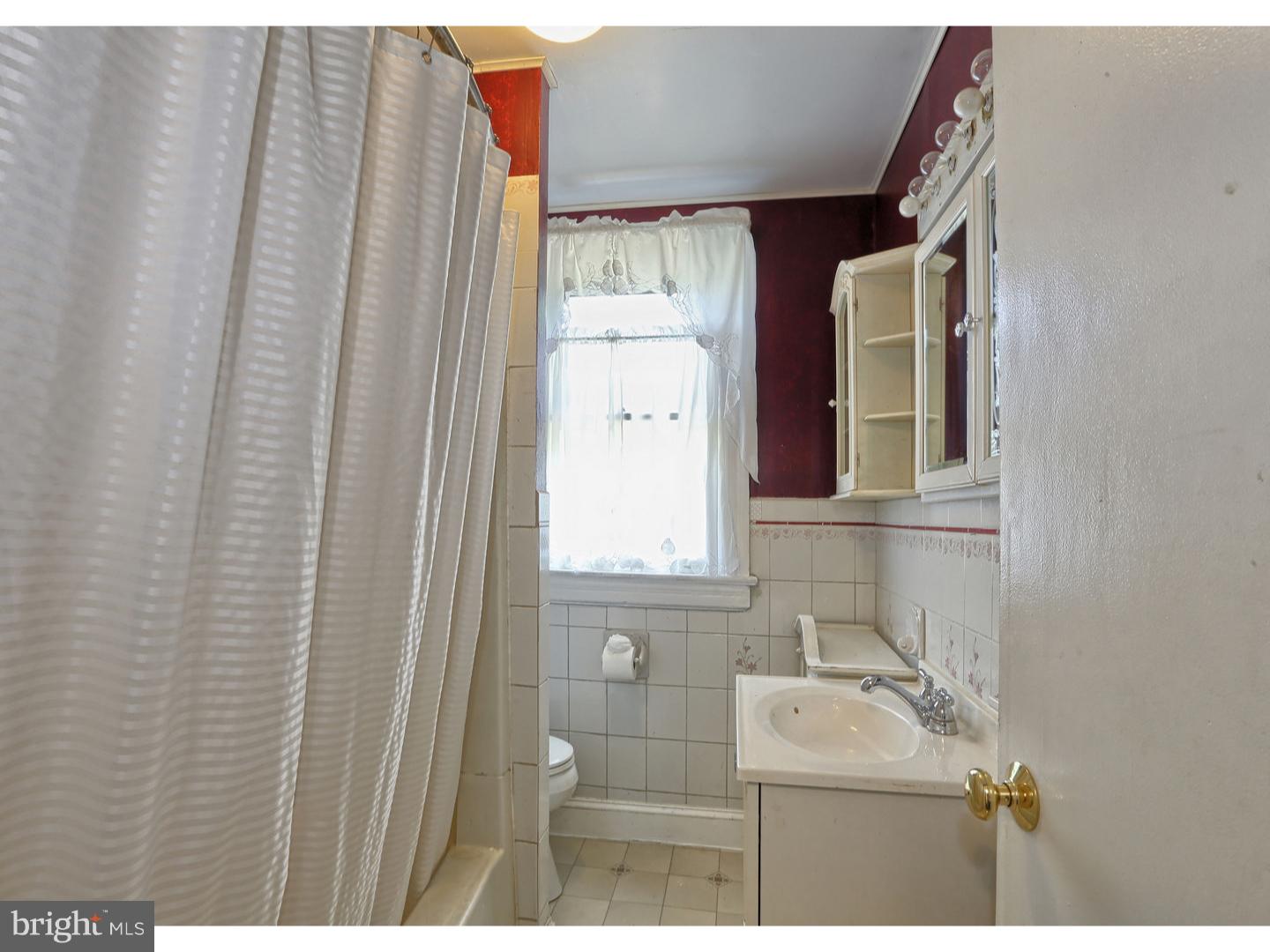 203 Lippincott Avenue Riverside, NJ 08075 - Photo 14 of 20