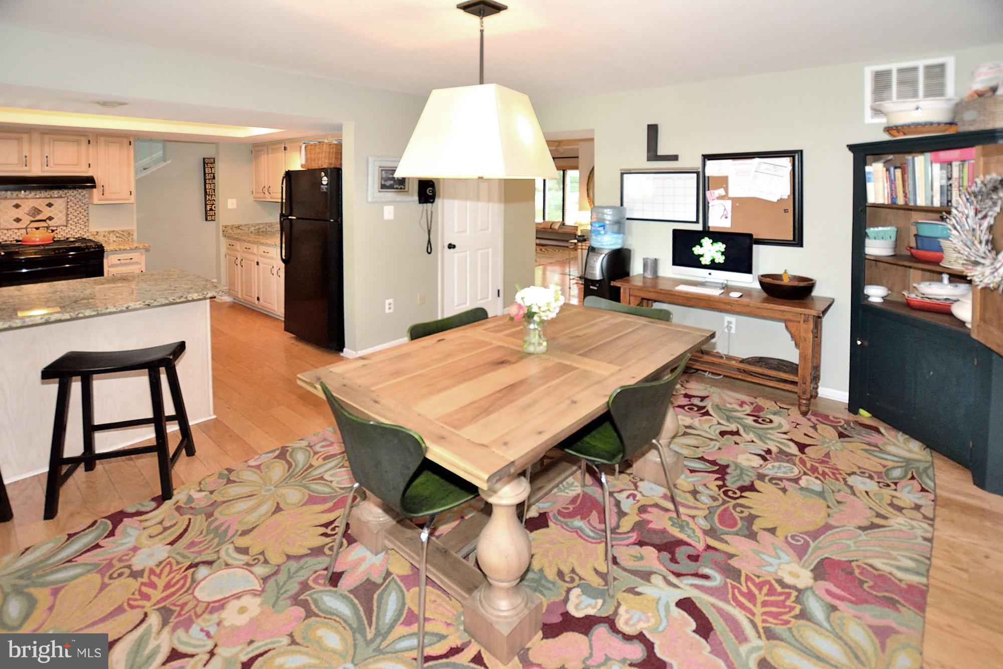1460 Becontree Lane Reston, VA 20190 - Photo 8 of 30 Kitchen