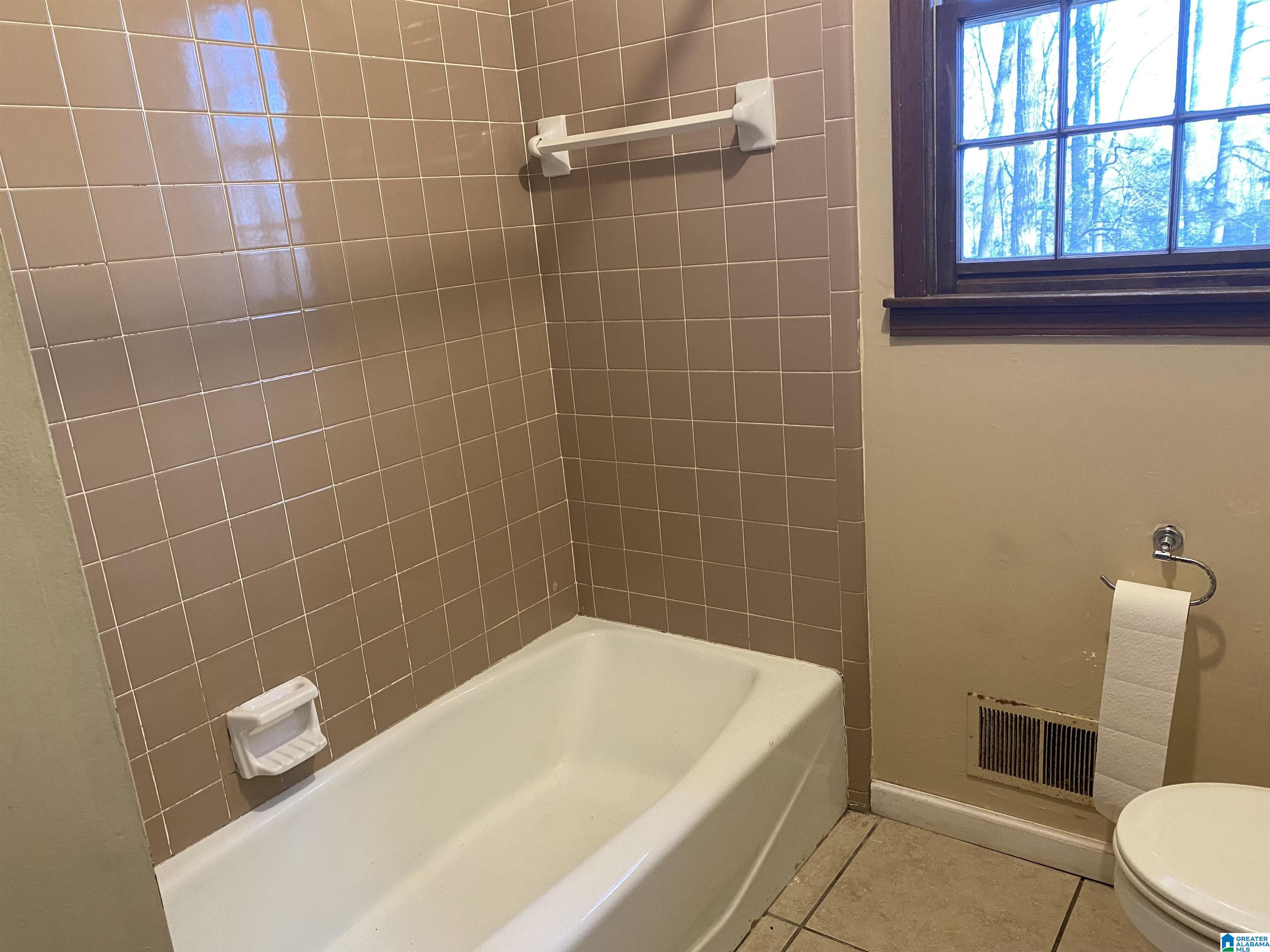 23 Shades Crest Road Birmingham, AL 35226 - Photo 11 of 26