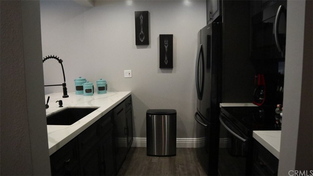 6009 Rancho Mission Road, Unit 106 San Diego, CA 92108 - Photo 3 of 8