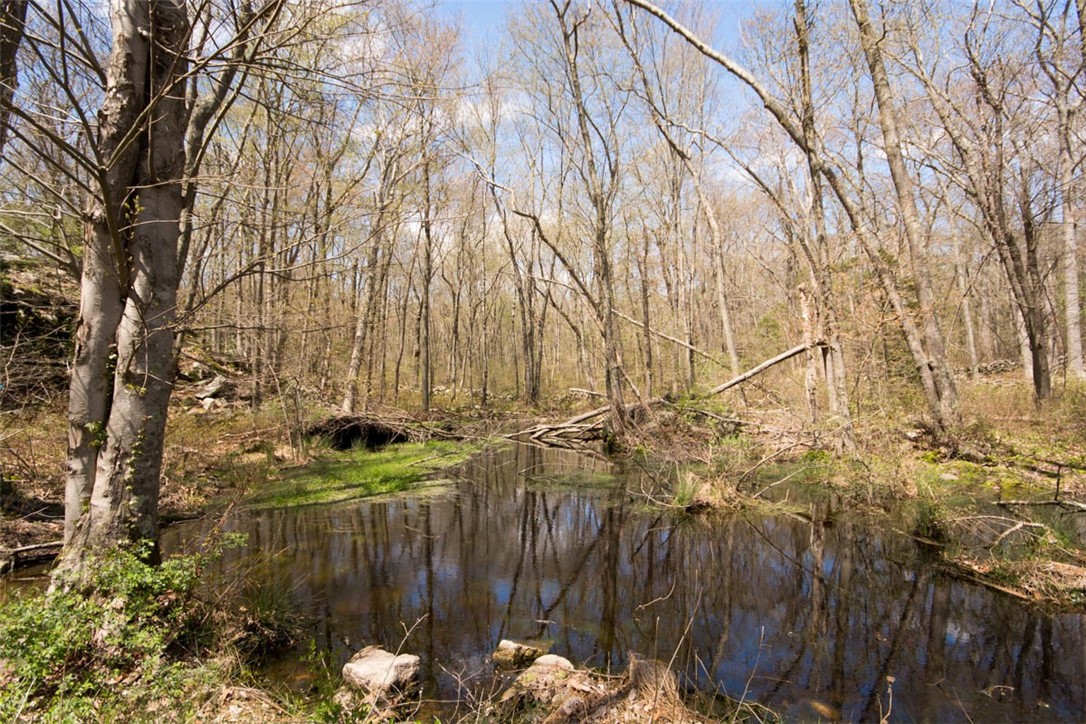 3634 Main Road Tiverton, RI 02878 - Photo 22 of 34