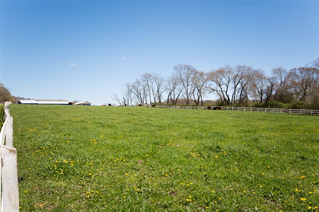3634 Main Road Tiverton, RI 02878 - Photo 27 of 34