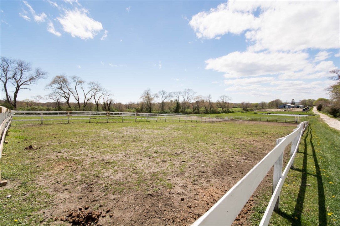 3634 Main Road Tiverton, RI 02878 - Photo 30 of 34