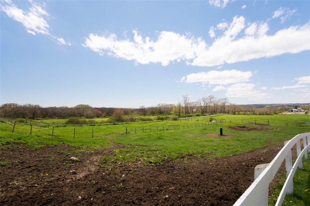3634 Main Road Tiverton, RI 02878 - Photo 6 of 34