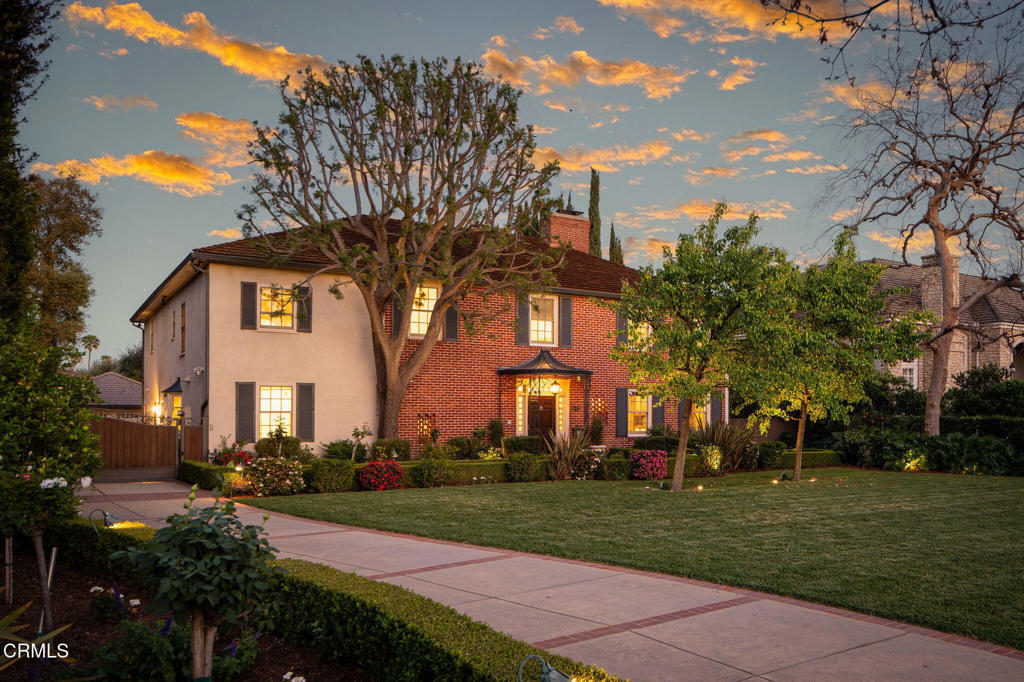 642 Canterbury Road San Marino, CA 91108 - Photo 1 of 1 a front view of a house with a yard