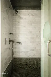 a close view of sink