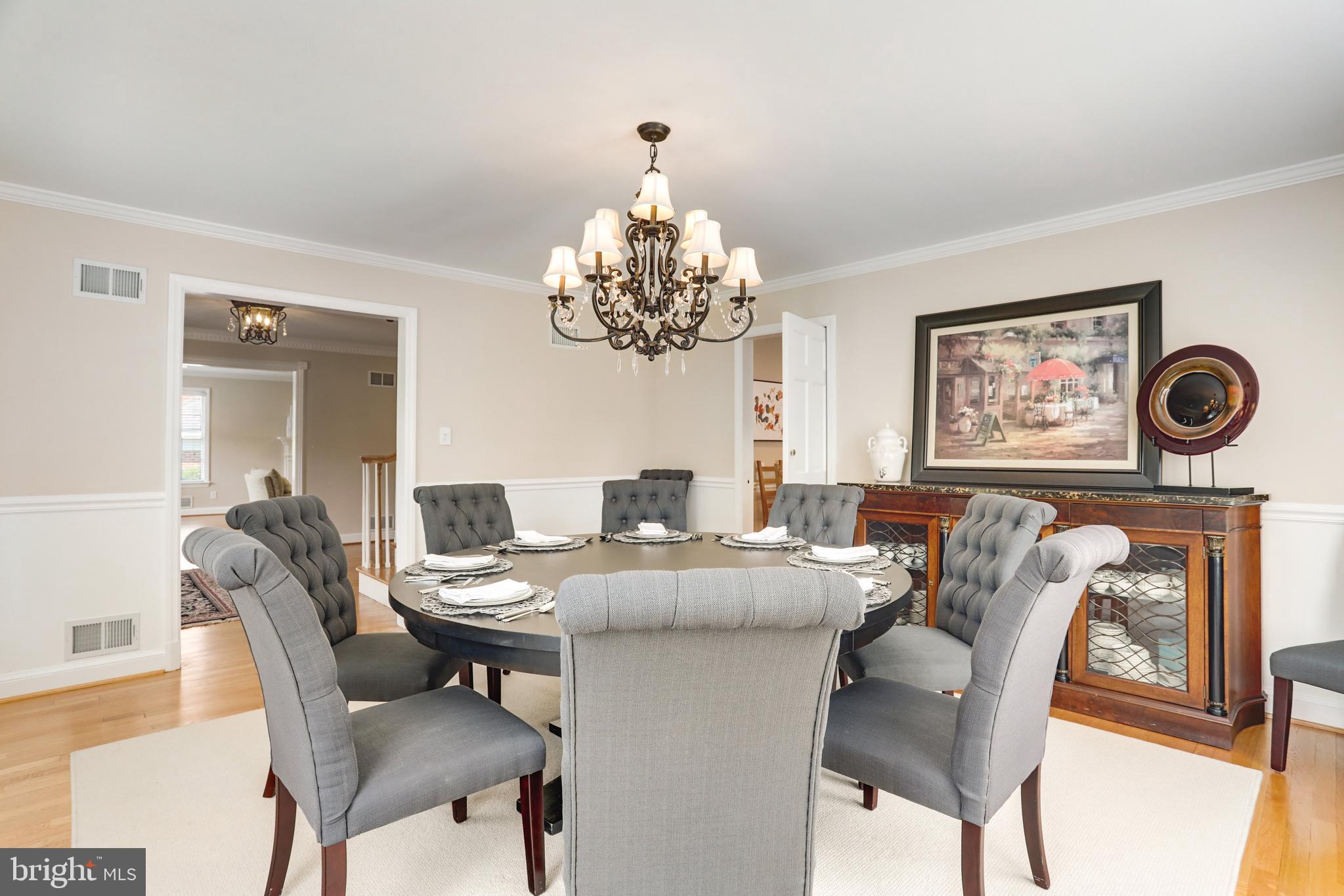 7129 Helmsdale Road Bethesda, MD 20817 - Photo 11 of 55 Gallery Image 11
