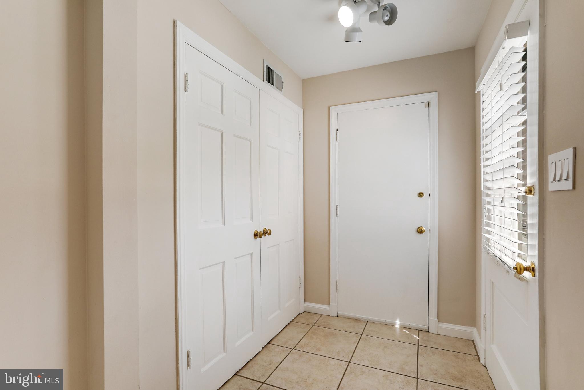 7129 Helmsdale Road Bethesda, MD 20817 - Photo 17 of 55 Gallery Image 17