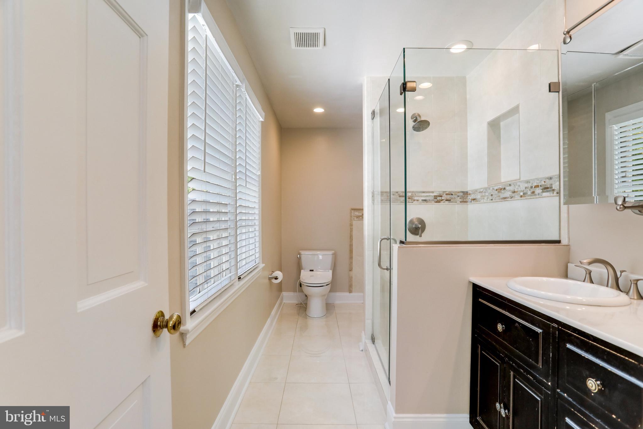 7129 Helmsdale Road Bethesda, MD 20817 - Photo 32 of 55 Gallery Image 32