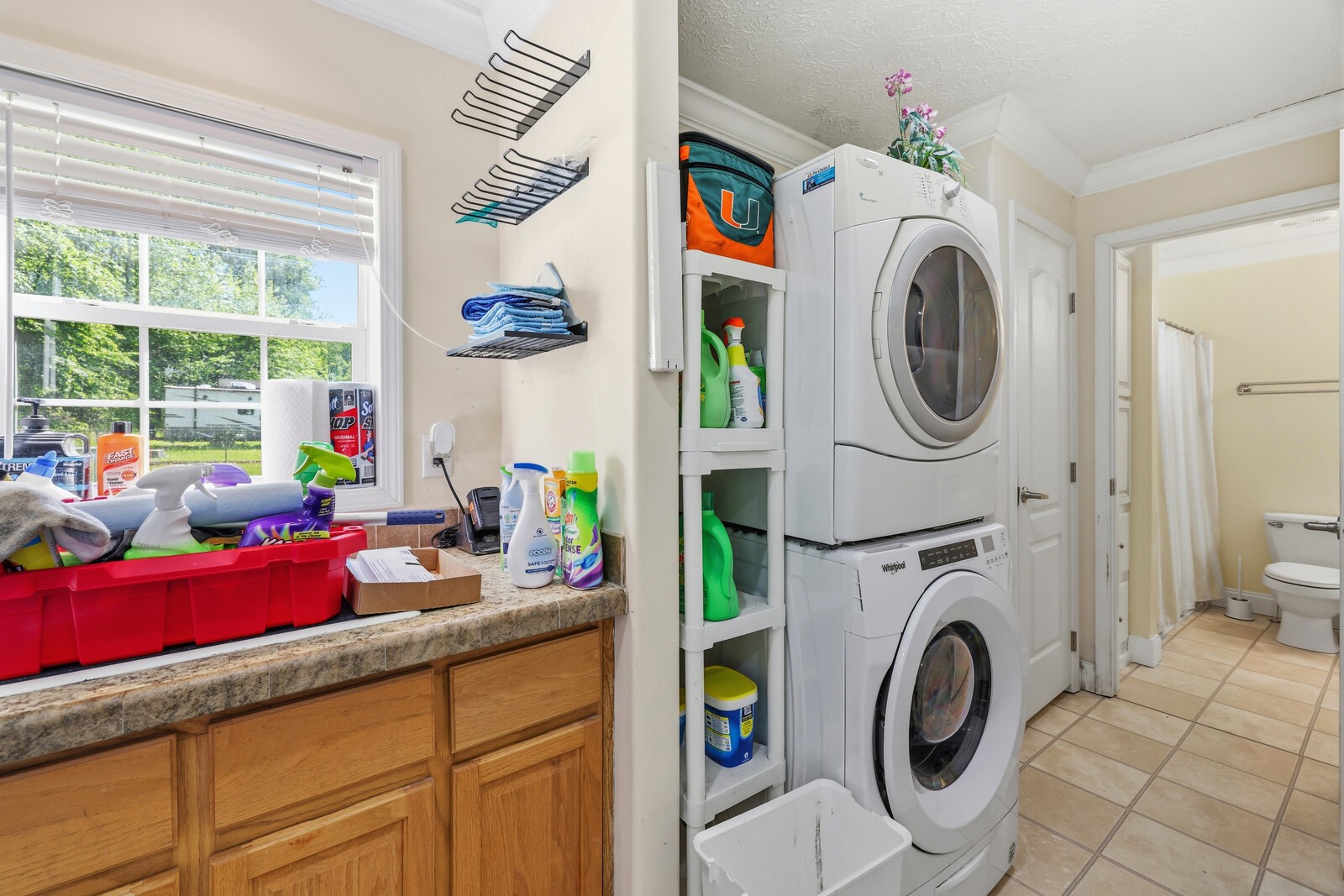 1637 Upper Standing Rock Road Dover, TN 37058 - Photo 28 of 57 a utility room with sink dryer and washer