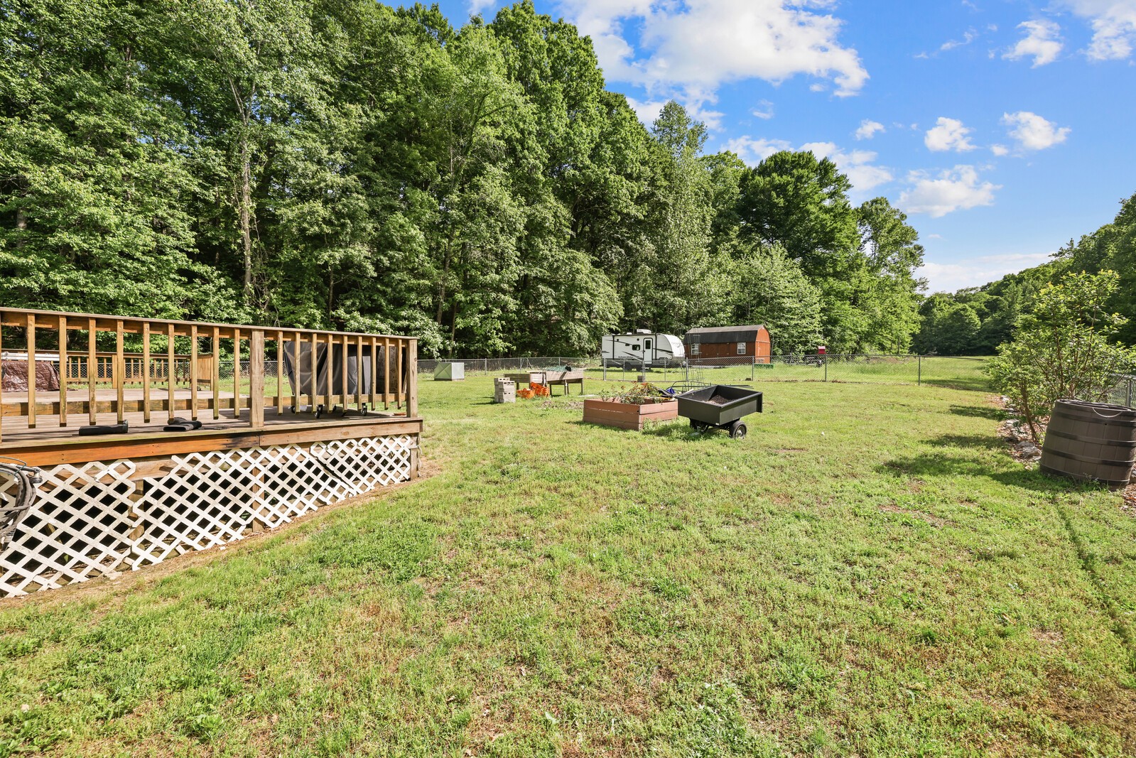 1637 Upper Standing Rock Road Dover, TN 37058 - Photo 33 of 57 a park view with a bench