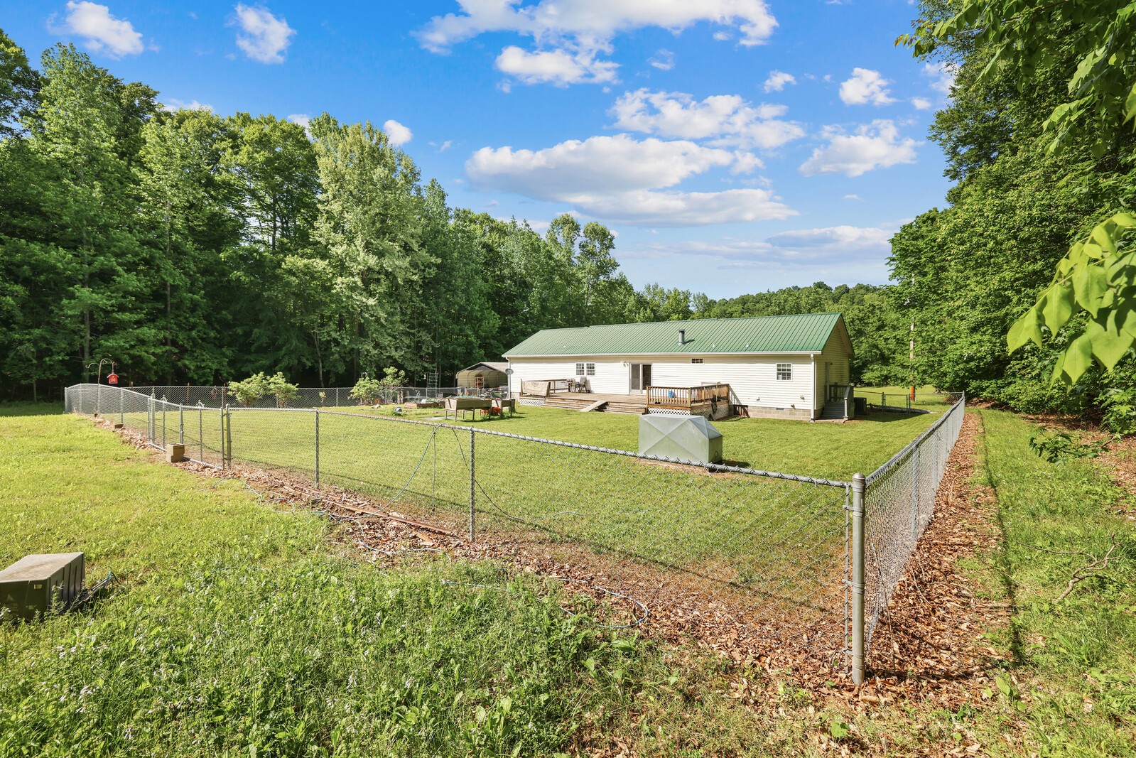 1637 Upper Standing Rock Road Dover, TN 37058 - Photo 40 of 57 a view of a house with a yard
