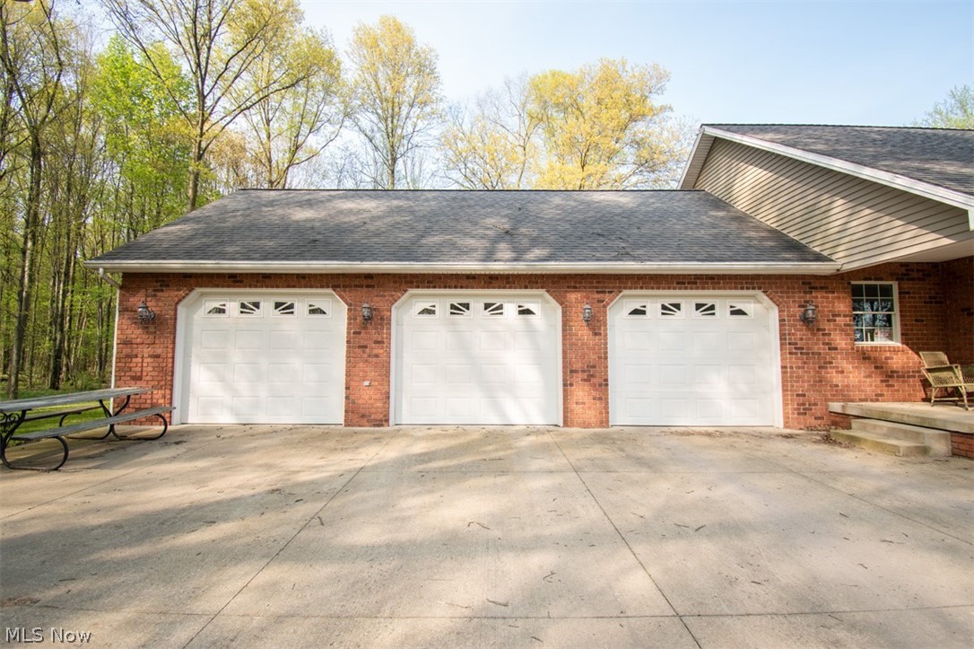 9900 Kirk Road North Jackson, OH 44451 - Photo 4 of 34 Gallery Image 4