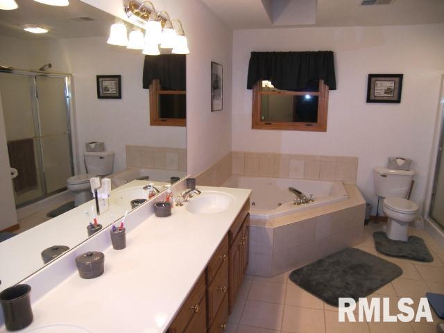 2001 Timber Ridge Drive Port Byron, IL 61275 - Photo 7 of 9 Gallery Image 7