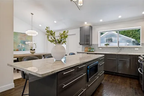 $875,000 | 6524 Kenwell Street, Dallas, TX 75209