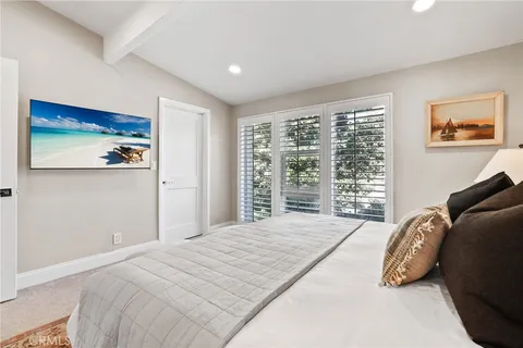 $1,495,000 | 2209 Vista Huerta, Newport Beach, CA 92660