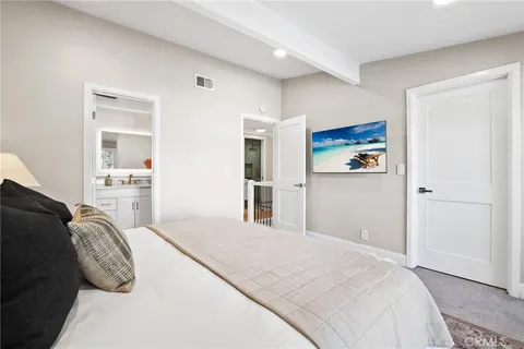 $1,495,000 | 2209 Vista Huerta, Newport Beach, CA 92660