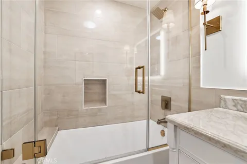 $1,495,000 | 2209 Vista Huerta, Newport Beach, CA 92660