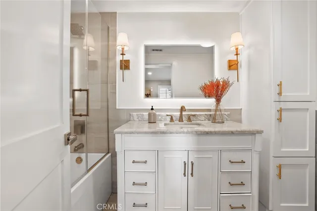 $1,495,000 | 2209 Vista Huerta, Newport Beach, CA 92660