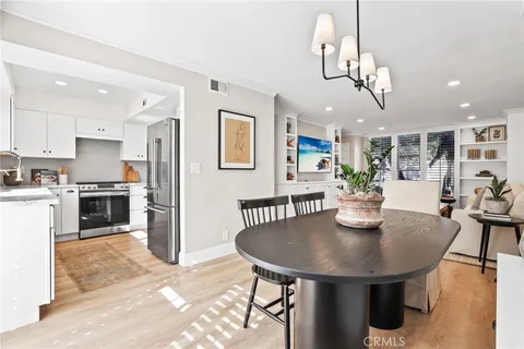 $1,495,000 | 2209 Vista Huerta, Newport Beach, CA 92660