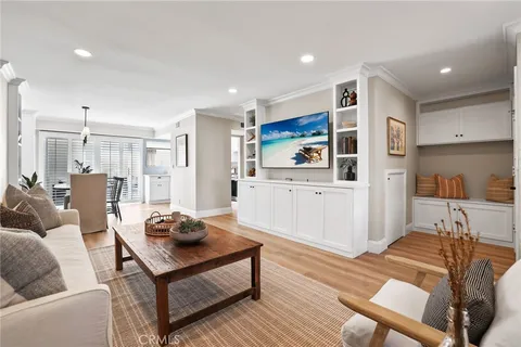 $1,495,000 | 2209 Vista Huerta, Newport Beach, CA 92660