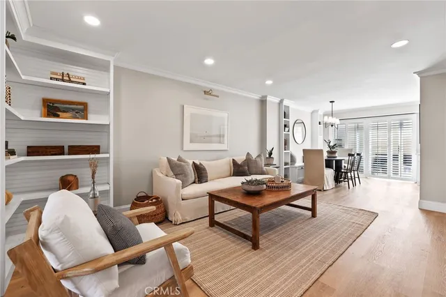 $1,495,000 | 2209 Vista Huerta, Newport Beach, CA 92660