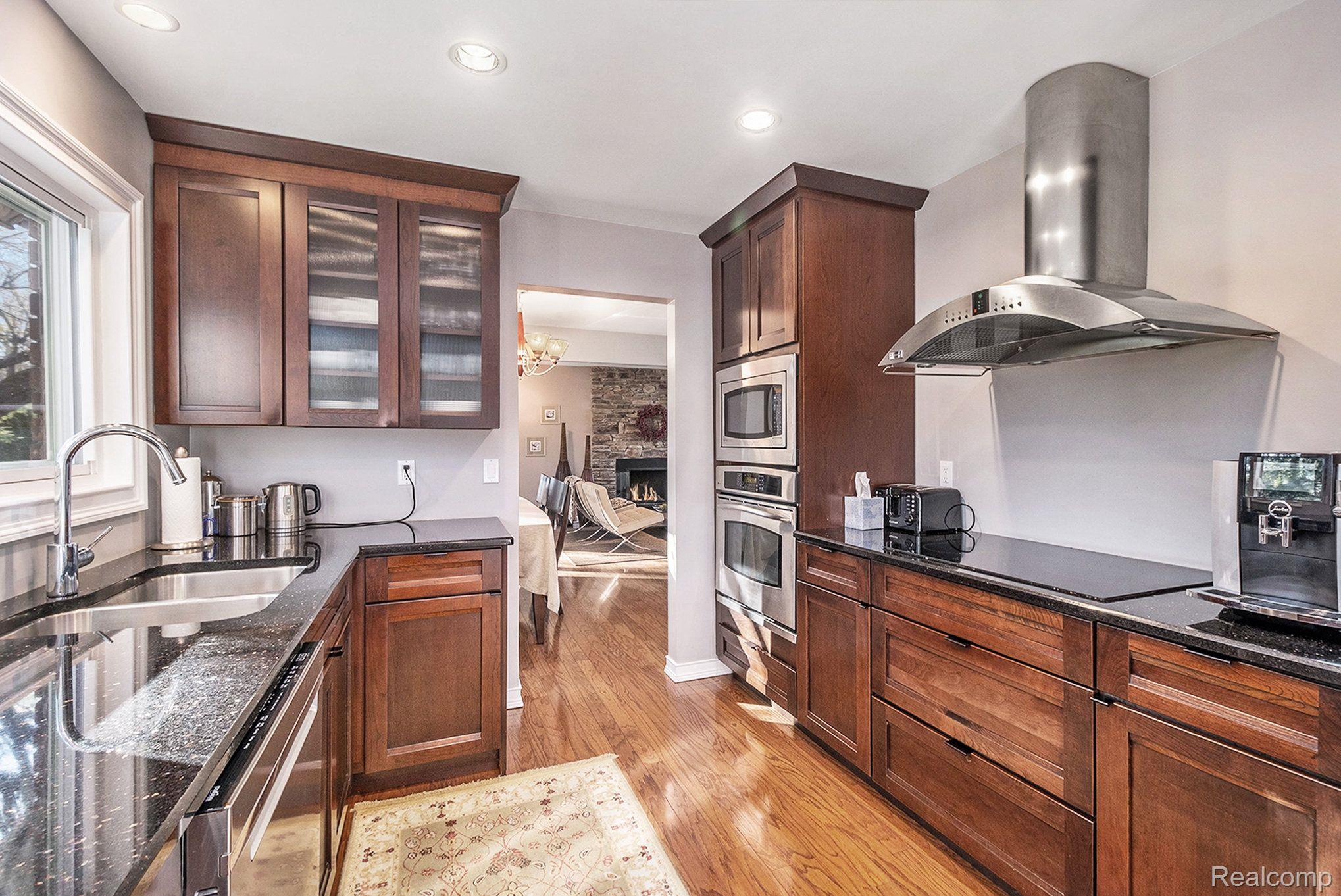 4585 Pickering Road Bloomfield Hills, MI 48301 - Photo 17 of 36 Gallery Image 17