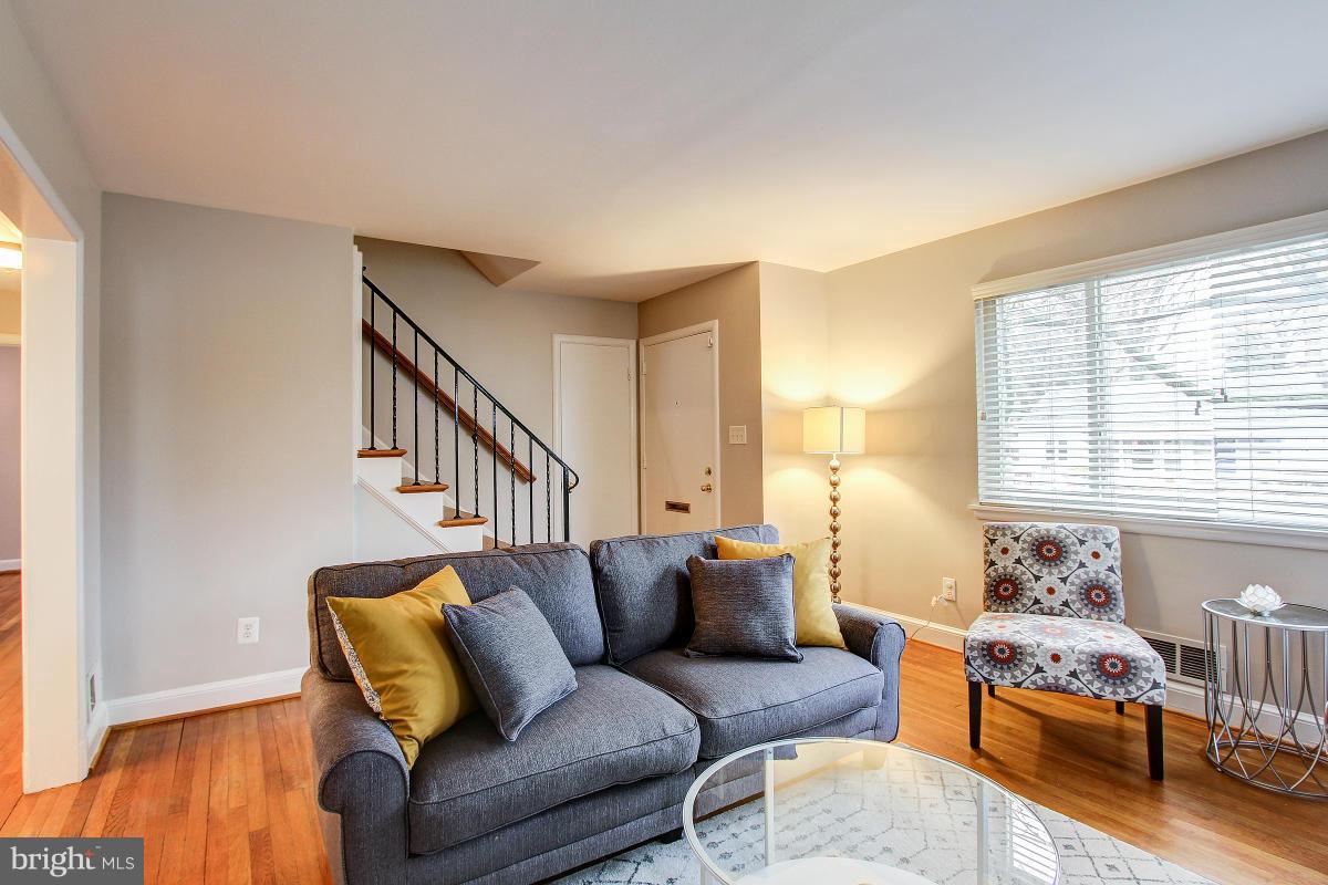 9109 Walden Road Silver Spring, MD 20901 - Photo 6 of 30 Living Room