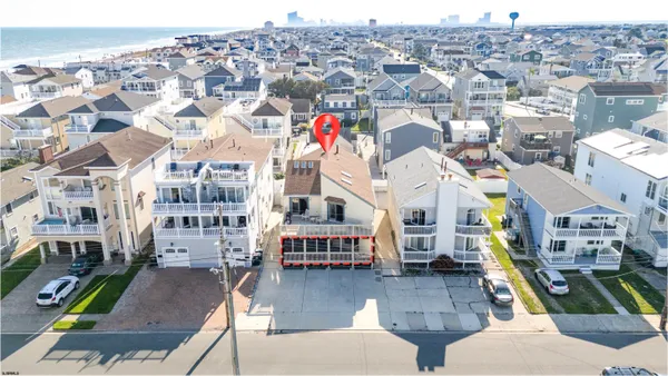 a picture of city view