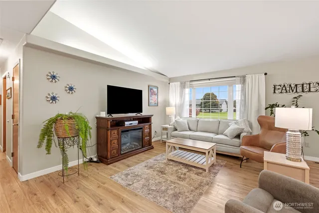 $348,000 | 1000 13th Avenue Southwest, Unit 7, Quincy, WA 98848