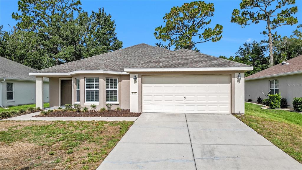 9119 Southeast 120th Loop Summerfield, FL 34491 - Photo 3 of 30