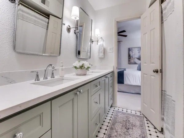 $924,900 | 3824 Waldorf Circle, Dallas, TX 75229