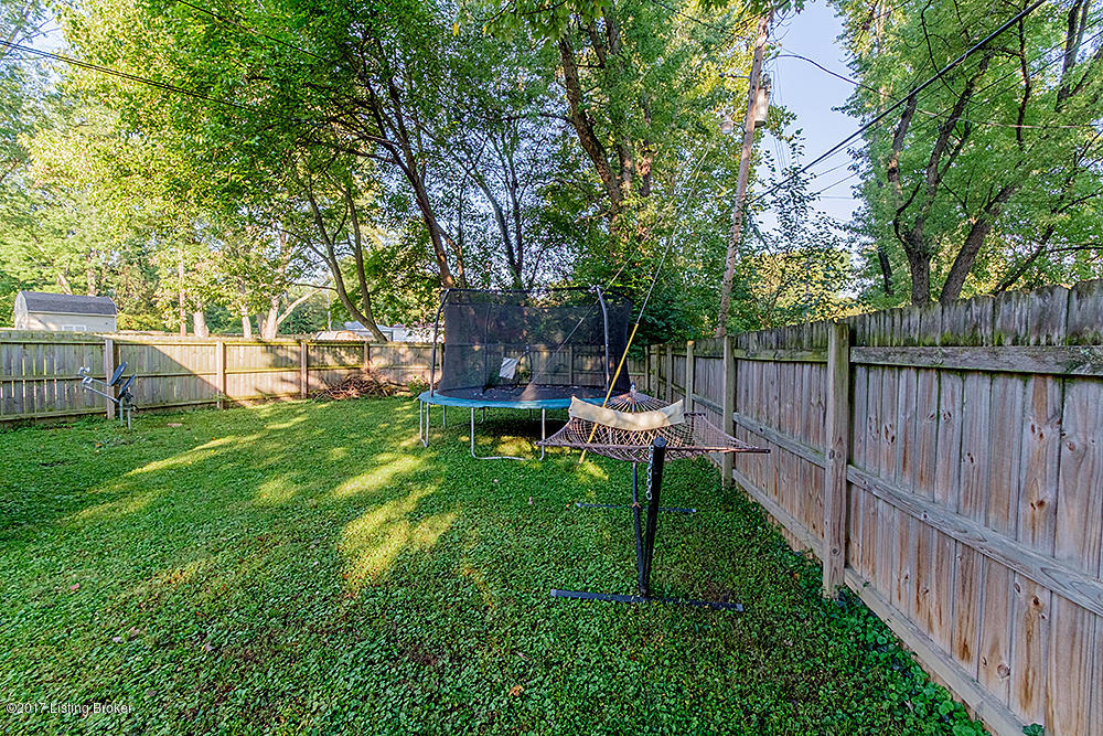 2963 Rio Rita Avenue Louisville, KY 40220 - Photo 32 of 35 DSCF4837