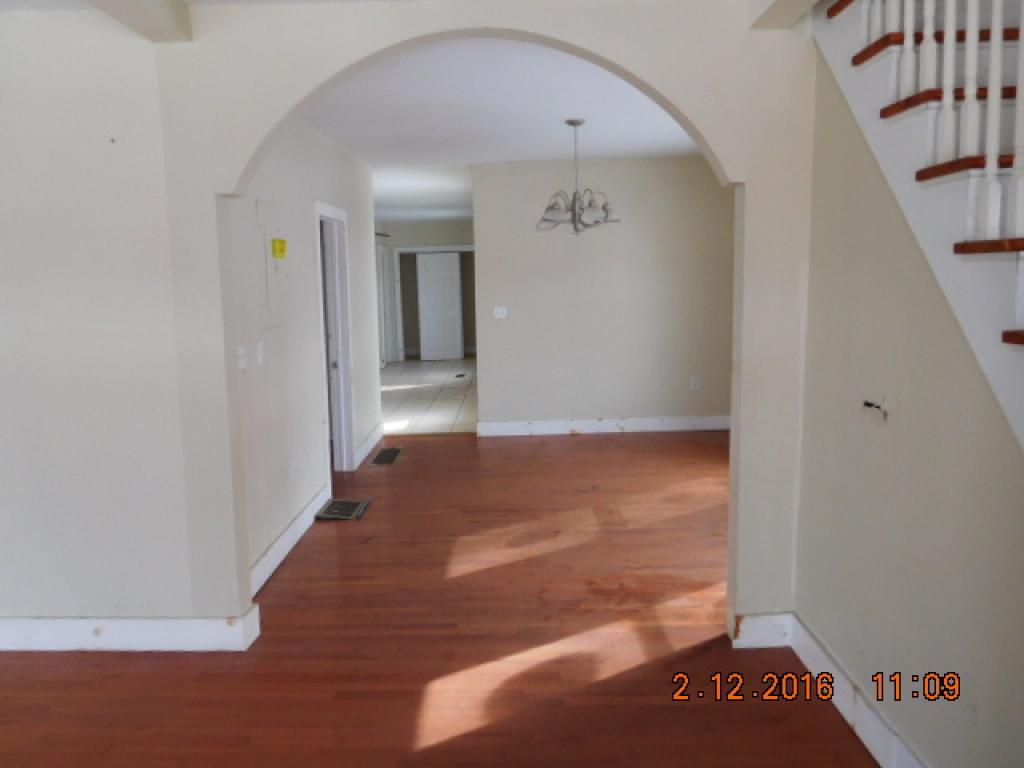 22 Spring Street Franklin, NH 03235 - Photo 5 of 14 Gallery Image 5