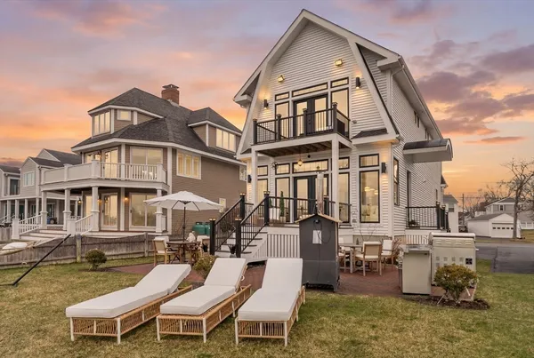 $8,000 | 16 Fosters Point, Beverly, MA 01915