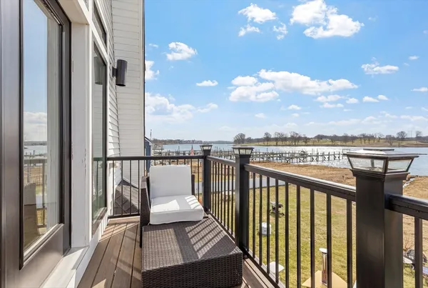 $10,000 | 16 Fosters Point, Beverly, MA 01915