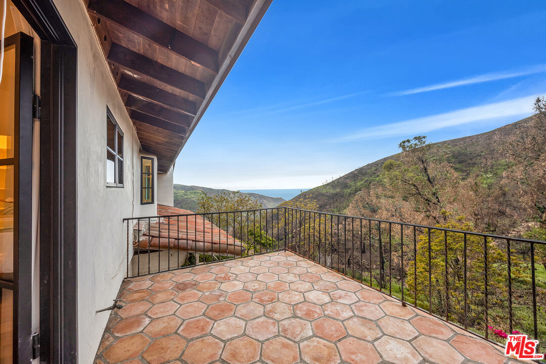 2382 Live Oak Meadows Road Malibu, CA 90265 - Photo 17 of 20 a view of balcony and deck