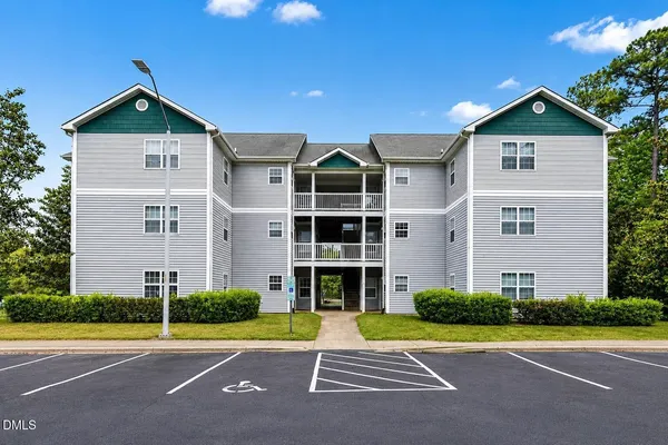 $237,500 | 2031 Wolfmill Drive, Unit 301, Raleigh, NC 27603