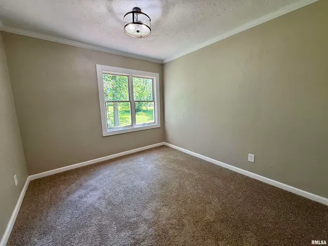 $229,000 | 507 West Grand Avenue, Carterville, IL 62918