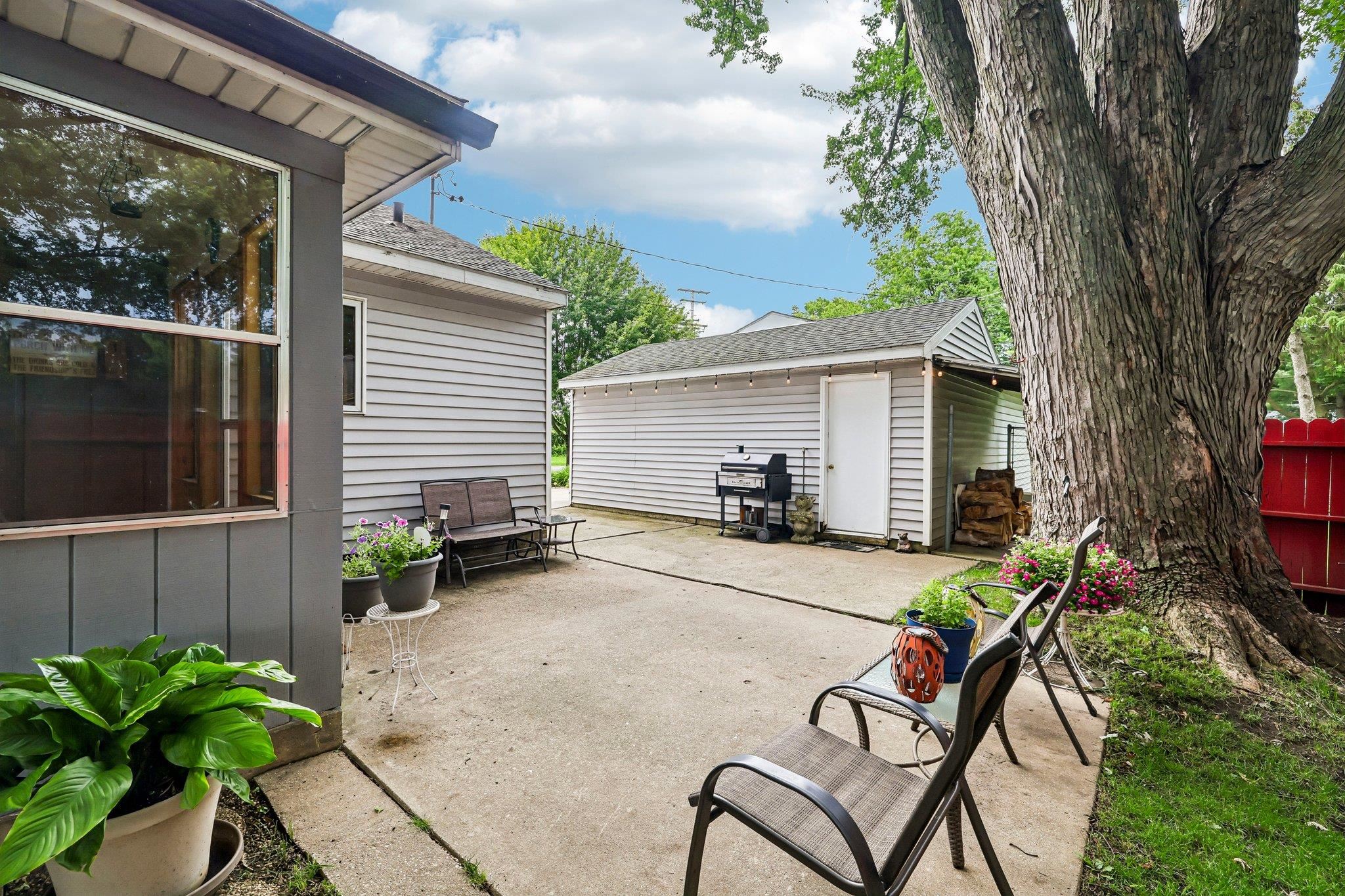 213 East Winnequah Road Madison, WI 53716 - Photo 47 of 47