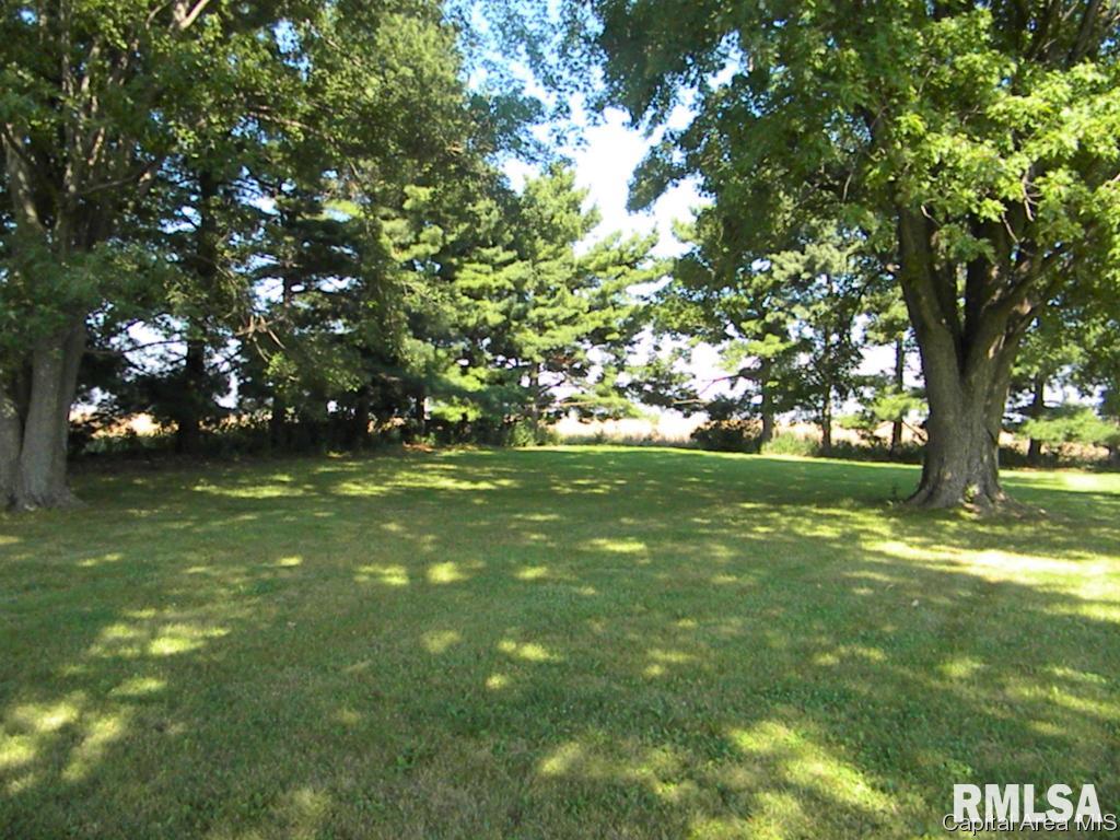 1751 Sandusky Road Jacksonville, IL 62650 - Photo 20 of 21
